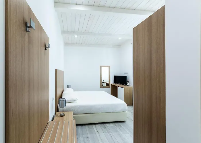 La Promenade & Pensjonat 4*