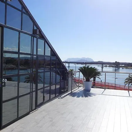 Guest house La Promenade & *