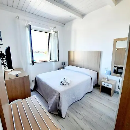 La Promenade & Guest house Olbia