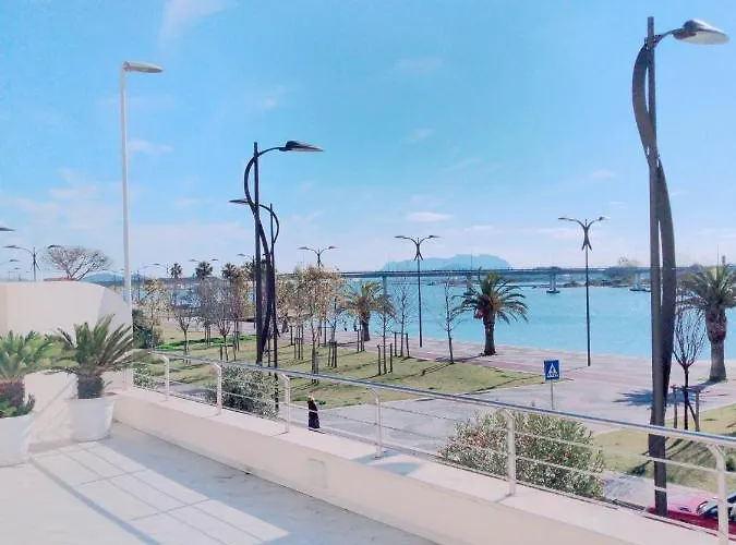 La Promenade & Guest house 4*