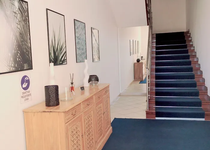 Guest house La Promenade &